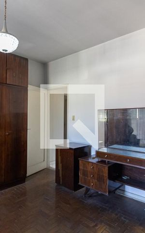 Casa à venda com 161m², 3 quartos e 3 vagas Casa à venda com 161m², 3 quartos e 3 vagasQuarto 1