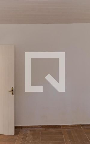 Casa à venda com 71m², 2 quartos e 5 vagas Casa à venda com 71m², 2 quartos e 5 vagasQuarto