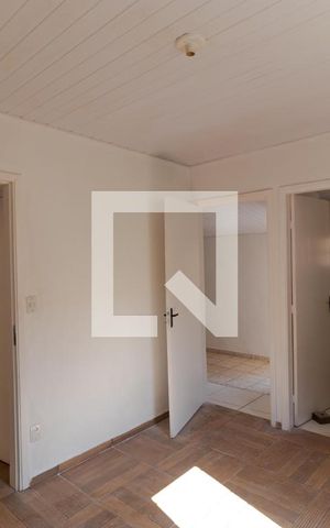 Casa à venda com 71m², 2 quartos e 5 vagas Casa à venda com 71m², 2 quartos e 5 vagasSuíte