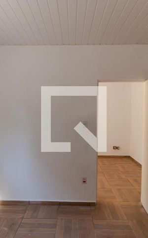 Casa à venda com 71m², 2 quartos e 5 vagas Casa à venda com 71m², 2 quartos e 5 vagasQuarto