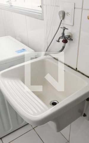 Apartamento à venda com 78m², 3 quartos e 2 vagas Apartamento à venda com 78m², 3 quartos e 2 vagasLavanderia