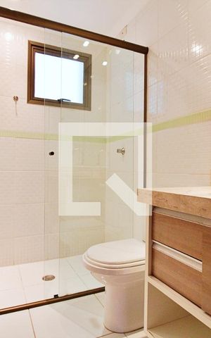Apartamento para alugar com 110m², 3 quartos e 2 vagas Apartamento para alugar com 110m², 3 quartos e 2 vagasBanheiro