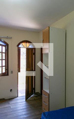 Casa à venda com 580m², 7 quartos e 6 vagas Casa à venda com 580m², 7 quartos e 6 vagasQuarto 7
