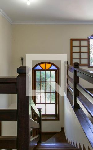 Casa à venda com 580m², 7 quartos e 6 vagas Casa à venda com 580m², 7 quartos e 6 vagasSala de Estar 2