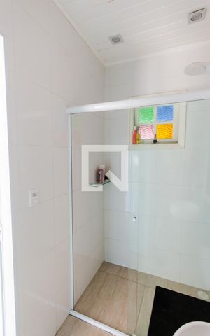 Casa à venda com 320m², 3 quartos e 5 vagas Casa à venda com 320m², 3 quartos e 5 vagasLavabo