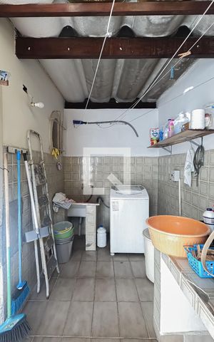 Casa para alugar com 200m², 4 quartos e 4 vagas Casa para alugar com 200m², 4 quartos e 4 vagasÁrea de Serviço