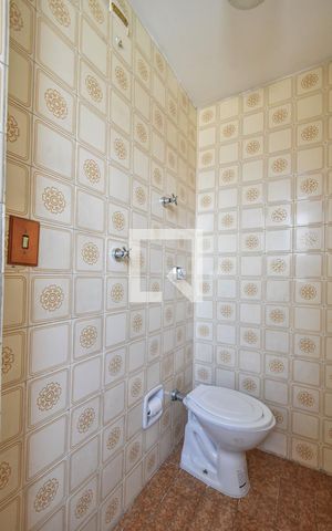 Apartamento à venda com 43m², 1 quarto e 1 vagaBanheiro de Serviços 