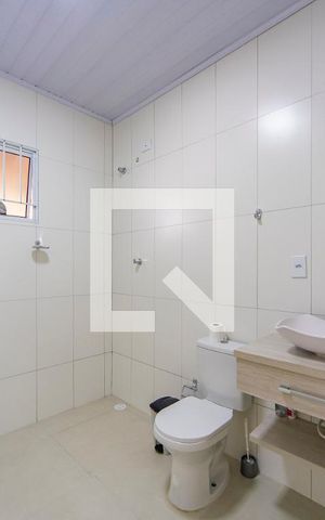 Casa à venda com 561m², 5 quartos e 4 vagas Casa à venda com 561m², 5 quartos e 4 vagasBanheiro