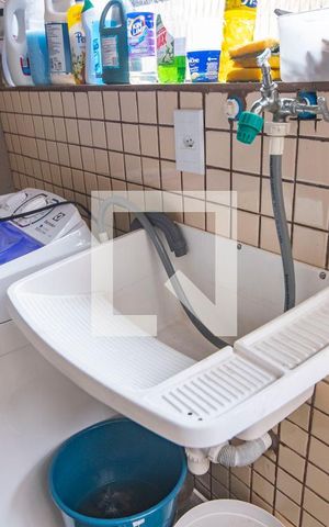 Casa à venda com 561m², 5 quartos e 4 vagas Casa à venda com 561m², 5 quartos e 4 vagasTanque