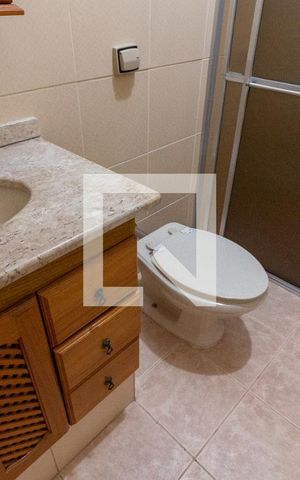 Casa à venda com 100m², 2 quartos e 2 vagasBanheiro 2