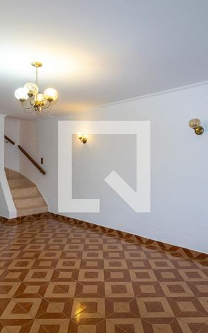 Casa à venda com 100m², 2 quartos e 2 vagasSala de Estar
