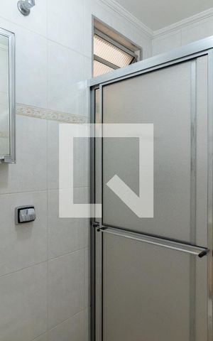 Casa à venda com 100m², 2 quartos e 2 vagasBanheiro da Suíte