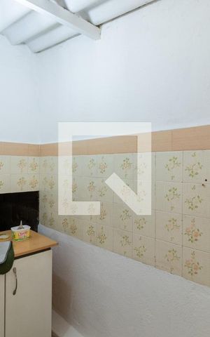 Casa à venda com 100m², 2 quartos e 2 vagasQuarto de Serviço
