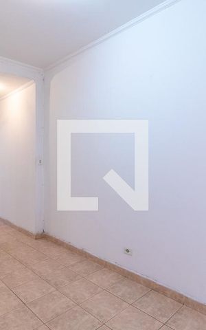 Casa à venda com 100m², 2 quartos e 2 vagasHall dos Quartos