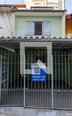 Casa à venda com 100m², 2 quartos e 2 vagasFachada