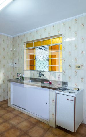 Casa à venda com 100m², 2 quartos e 2 vagasCozinha