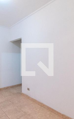 Casa à venda com 100m², 2 quartos e 2 vagasHall dos Quartos