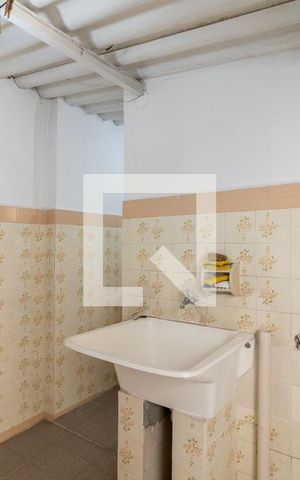 Casa à venda com 100m², 2 quartos e 2 vagasÁrea de Serviço