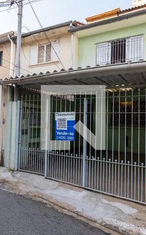 Casa à venda com 100m², 2 quartos e 2 vagasFachada