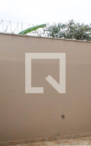 Casa para alugar com 300m², 4 quartos e 4 vagas Casa para alugar com 300m², 4 quartos e 4 vagasQuintal
