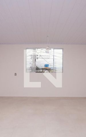 Casa para alugar com 28m², 1 quarto e sem vaga Casa para alugar com 28m², 1 quarto e sem vagaKitnet