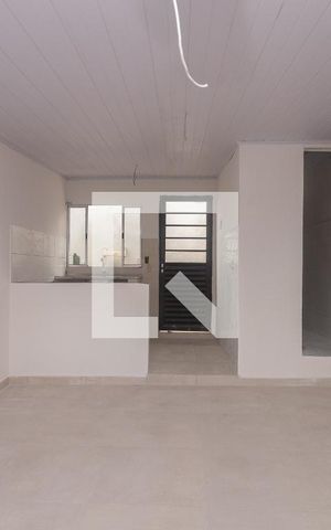 Casa para alugar com 28m², 1 quarto e sem vaga Casa para alugar com 28m², 1 quarto e sem vagaKitnet