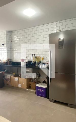 Apartamento para alugar com 72m², 2 quartos e 2 vagasCozinha