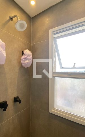 Apartamento para alugar com 72m², 2 quartos e 2 vagasBanheiro da Suíte