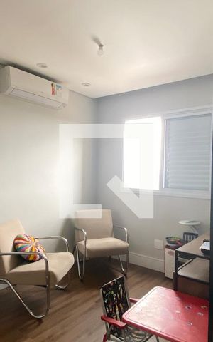 Apartamento para alugar com 72m², 2 quartos e 2 vagasSala