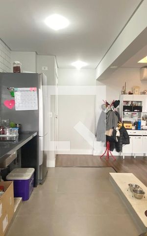 Apartamento para alugar com 72m², 2 quartos e 2 vagasCozinha