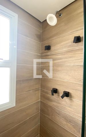 Apartamento para alugar com 72m², 2 quartos e 2 vagasBanheiro Social