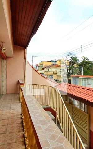 Casa à venda com 340m², 4 quartos e 1 vagaEntrada