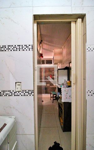 Casa à venda com 340m², 4 quartos e 1 vagaBanheiro 2
