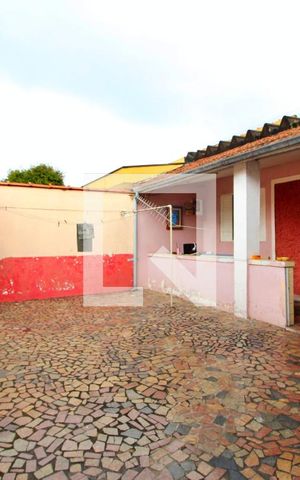 Casa à venda com 340m², 4 quartos e 1 vaga Quintal