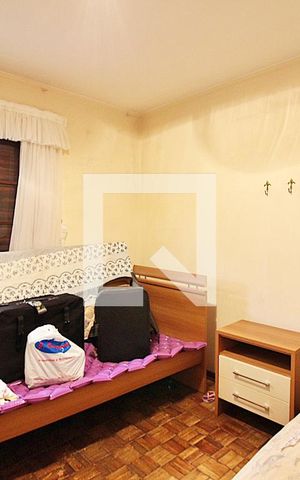 Casa para alugar com 171m², 2 quartos e 3 vagasQuarto 2