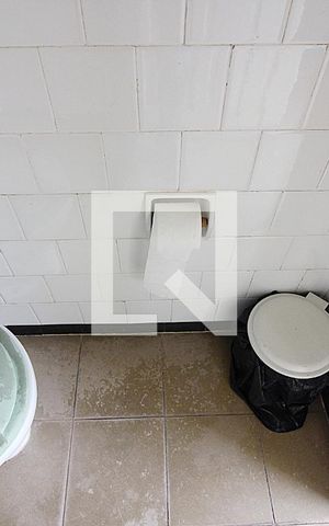Casa para alugar com 171m², 2 quartos e 3 vagasBanheiro de Serviço