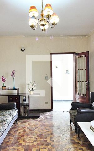 Casa para alugar com 171m², 2 quartos e 3 vagasSala