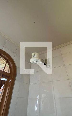 Casa à venda com 263m², 4 quartos e sem vagaChuveiro do Banheiro 2