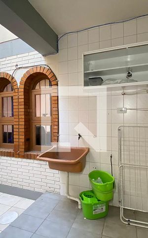 Casa à venda com 263m², 4 quartos e sem vagaLavanderia