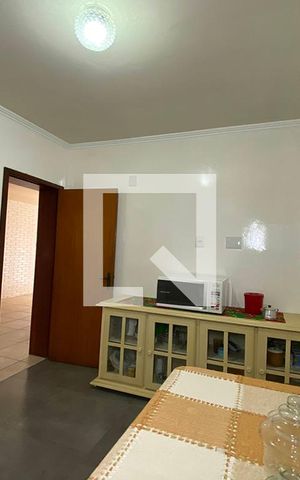 Casa à venda com 263m², 4 quartos e sem vagaCozinha