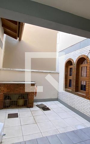 Casa à venda com 263m², 4 quartos e sem vagaLavanderia
