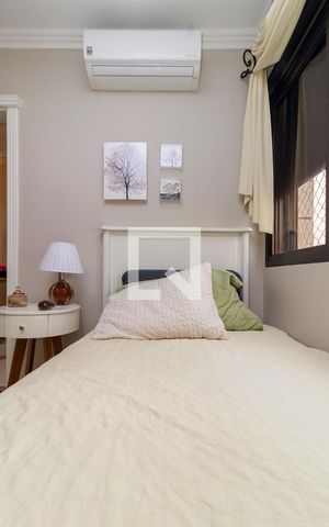 Apartamento à venda com 440m², 4 quartos e 5 vagas Apartamento à venda com 440m², 4 quartos e 5 vagasSuíte 2