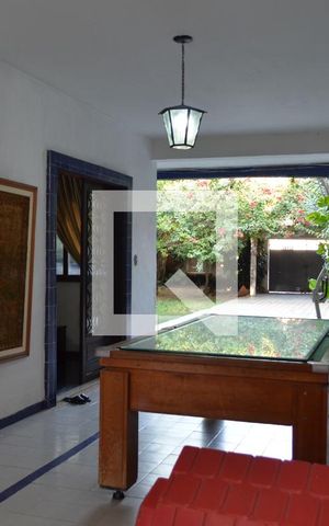 Casa à venda com 350m², 3 quartos e 4 vagasÁrea Externa