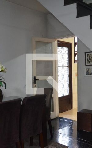 Casa à venda com 350m², 3 quartos e 4 vagasSala