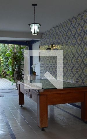 Casa à venda com 350m², 3 quartos e 4 vagasÁrea Externa