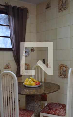 Casa à venda com 350m², 3 quartos e 4 vagasCozinha