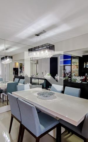 Apartamento à venda com 103m², 3 quartos e 2 vagasSala