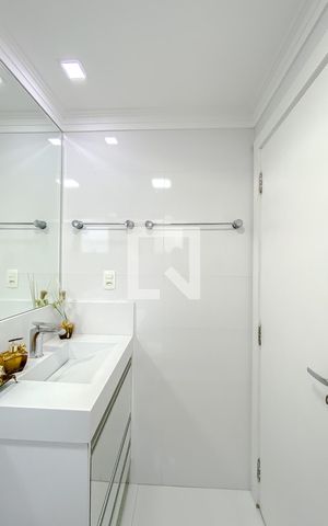 Apartamento à venda com 103m², 3 quartos e 2 vagasBanheiro da Suíte
