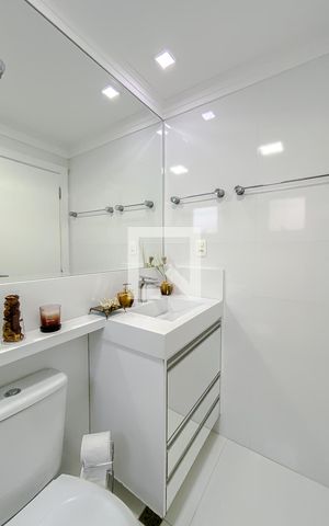 Apartamento à venda com 103m², 3 quartos e 2 vagasBanheiro da Suíte