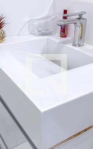Apartamento à venda com 103m², 3 quartos e 2 vagasBanheiro da Suíte